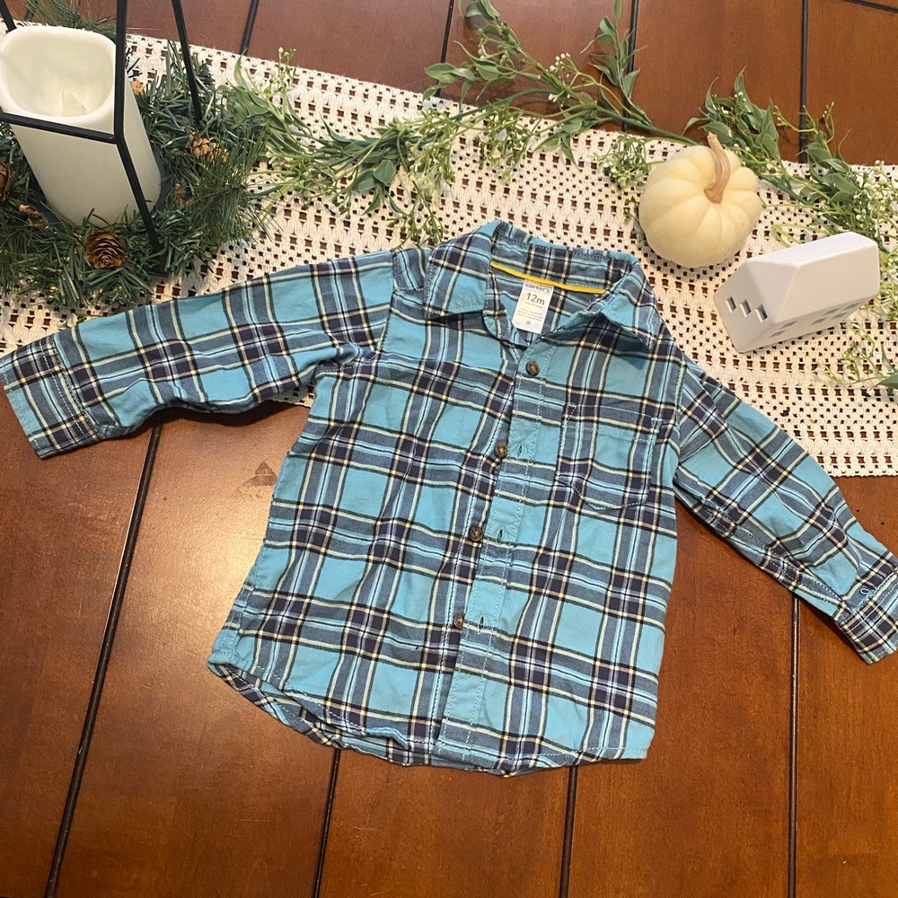 Carter’s plaid long sleeve boys shirt